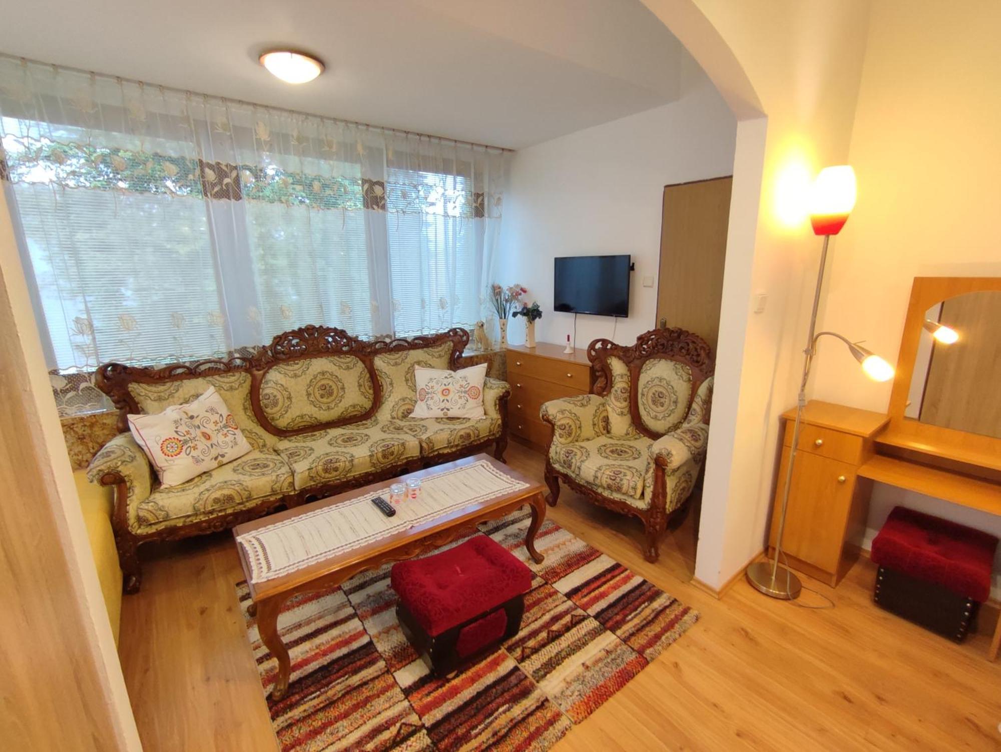 Hotel Vysehrad Stubnyafürdő Kültér fotó