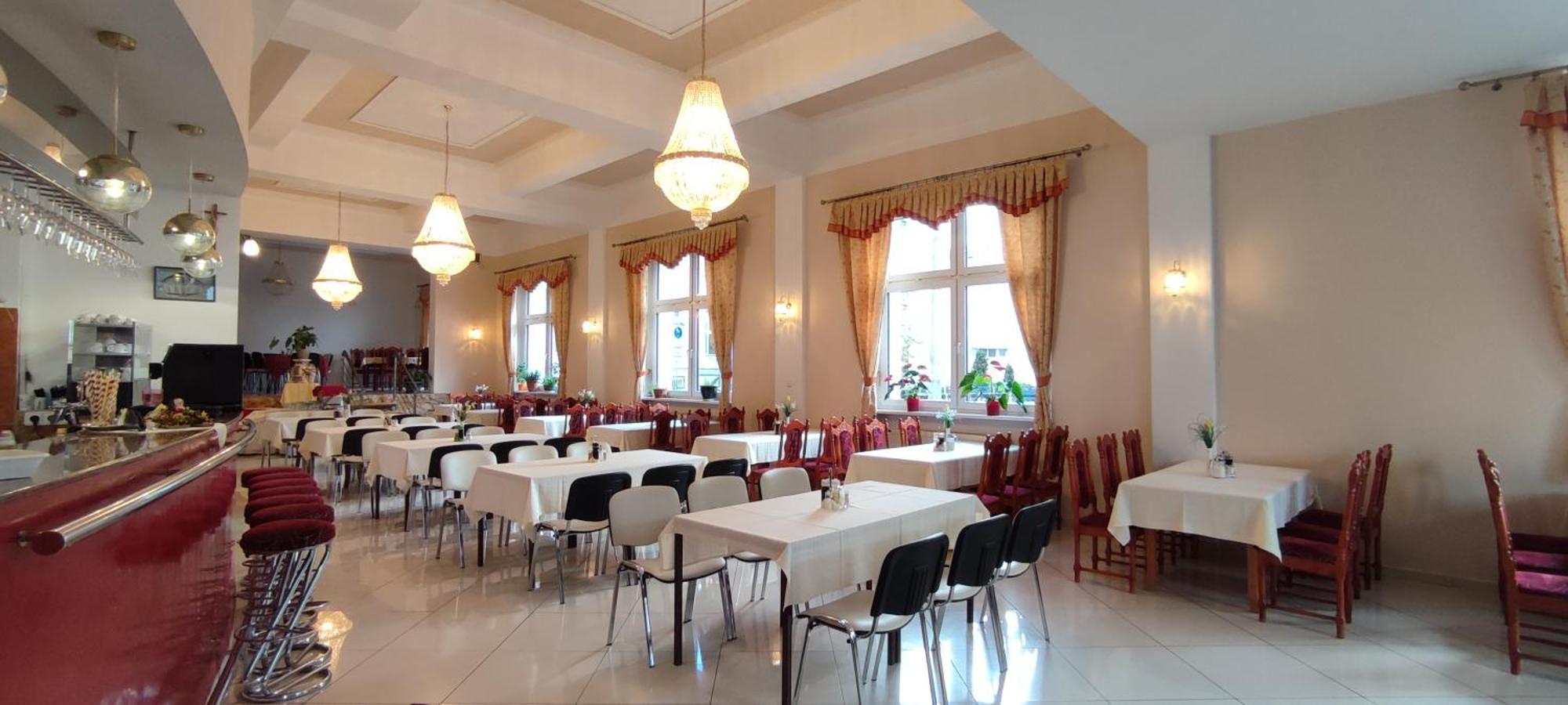 Hotel Vysehrad Stubnyafürdő Kültér fotó